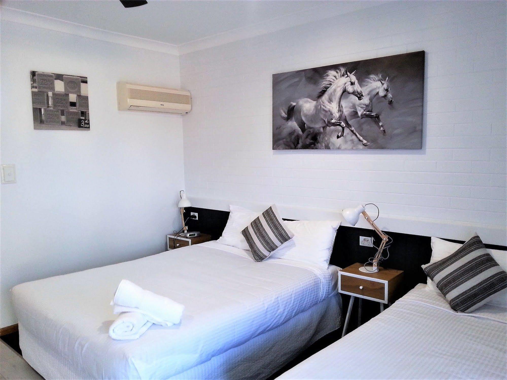 Kurri Motor Inn Kurri Kurri Екстериор снимка